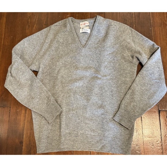 Alan Paine Other - Vintage Alan Paine Sweater Mens Large Gray Shetland Wool V Neck Pullover Knit